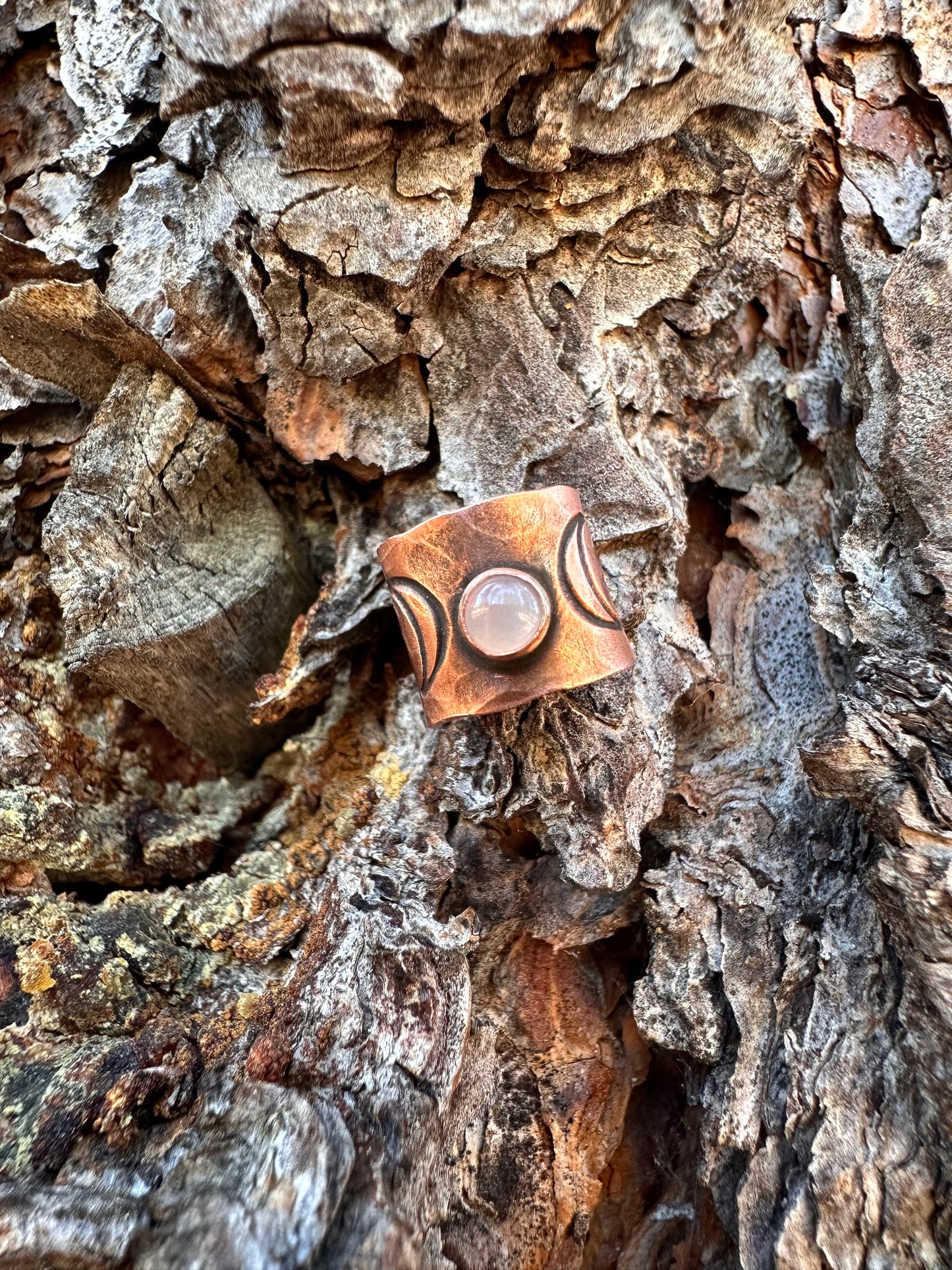 Copper ear cuff